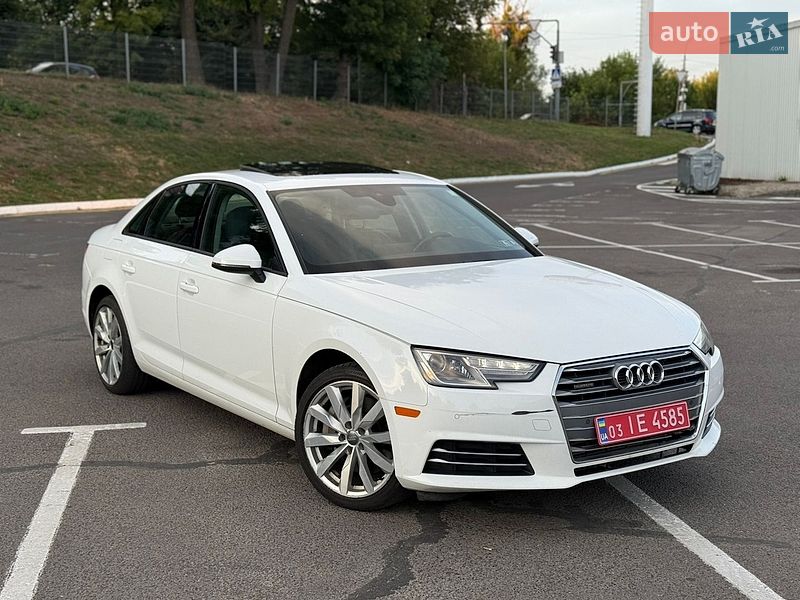 Седан Audi A4 2016 в Луцке