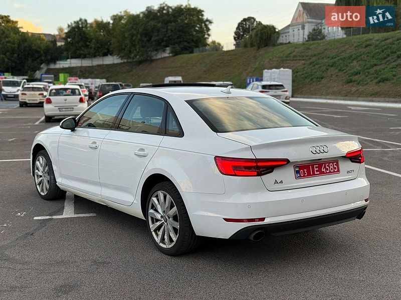 Седан Audi A4 2016 в Луцке