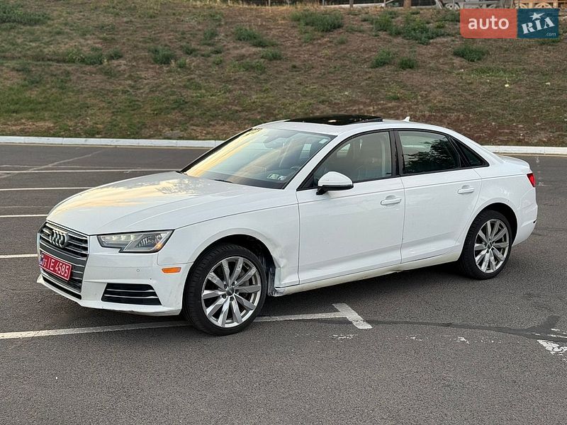 Седан Audi A4 2016 в Луцке