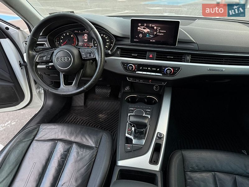 Седан Audi A4 2016 в Луцке