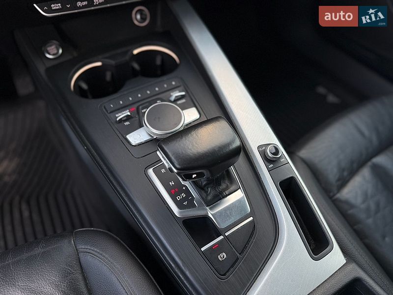 Седан Audi A4 2016 в Луцке