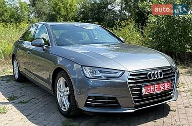 Audi A4  2016