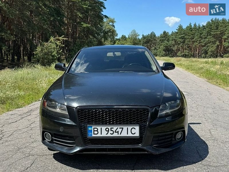 Седан Audi A4 2010 в Кременчуці