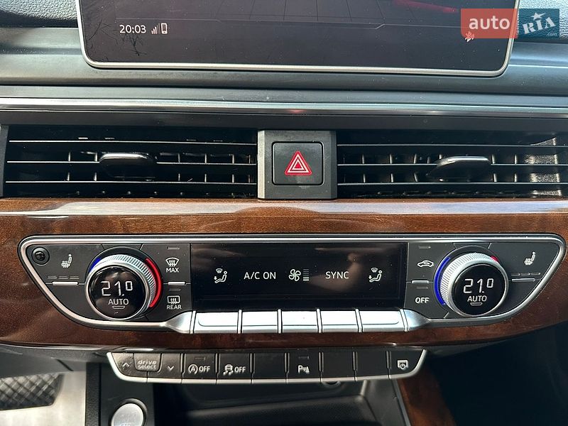Седан Audi A4 2016 в Виннице
