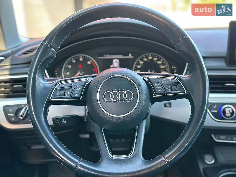 Седан Audi A4 2016 в Києві