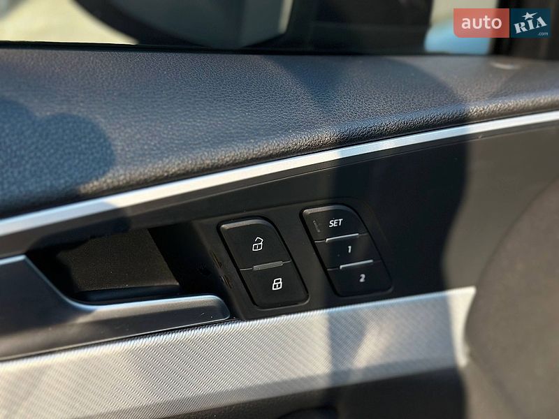Седан Audi A4 2016 в Києві