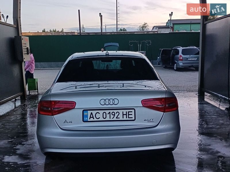 Седан Audi A4 2012 в Житомире