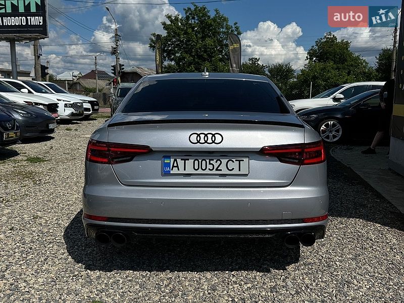 Седан Audi A4 2017 в Ивано-Франковске