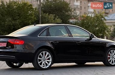 Седан Audi A4 2012 в Зборове