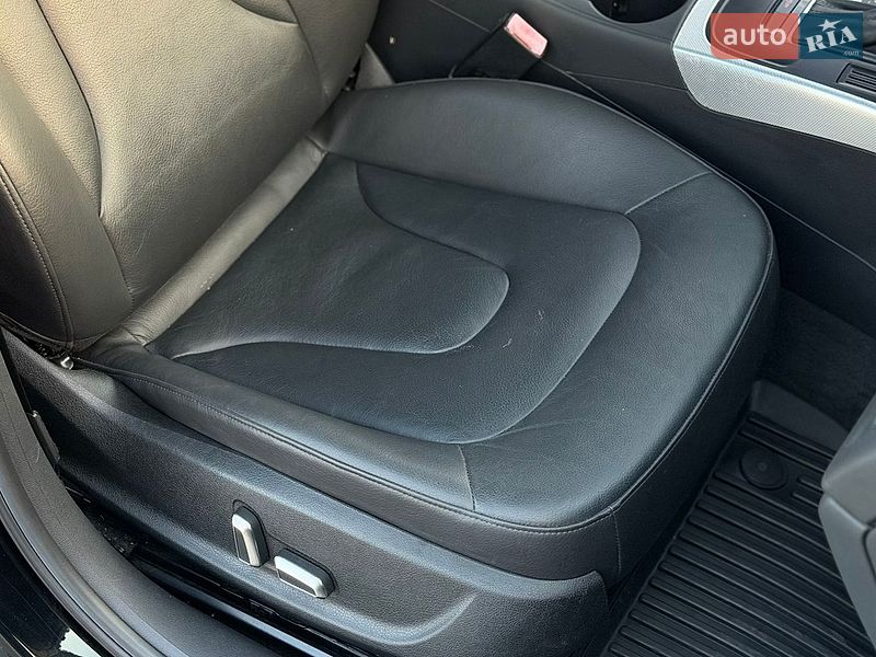 Седан Audi A4 2012 в Зборове