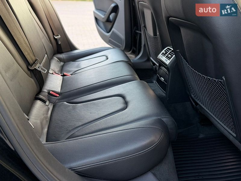 Седан Audi A4 2012 в Зборове