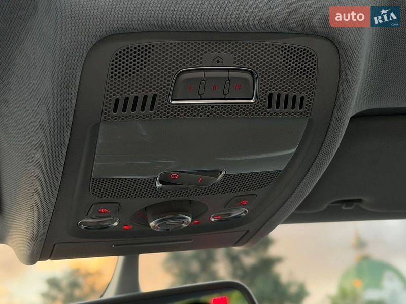 Седан Audi A4 2012 в Зборове
