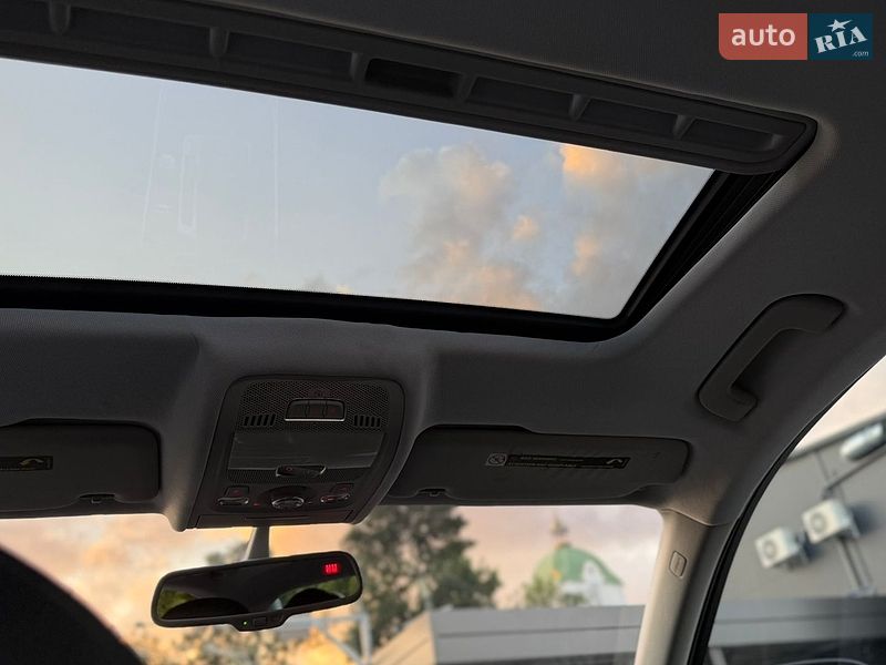 Седан Audi A4 2012 в Зборове