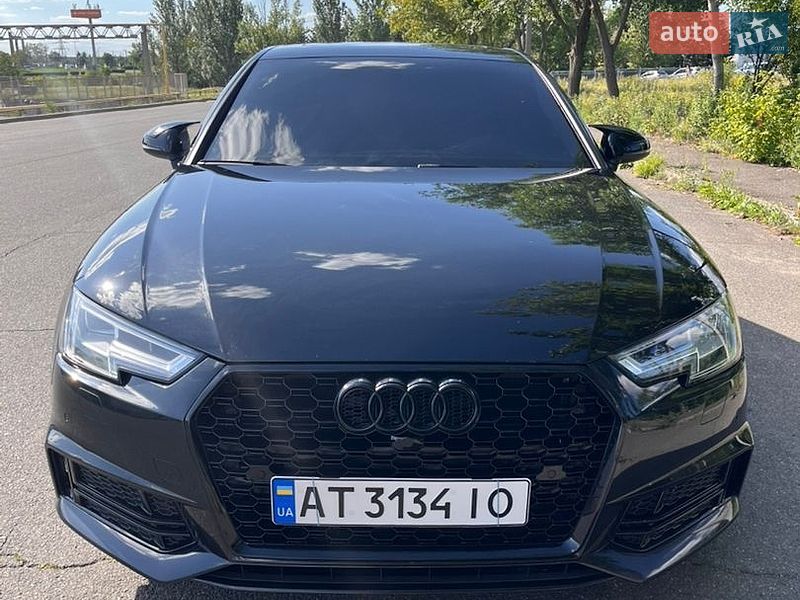 Седан Audi A4 2018 в Кривом Роге