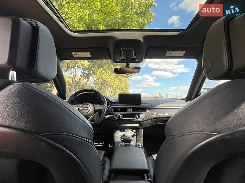 Седан Audi A4 2018 в Кривом Роге