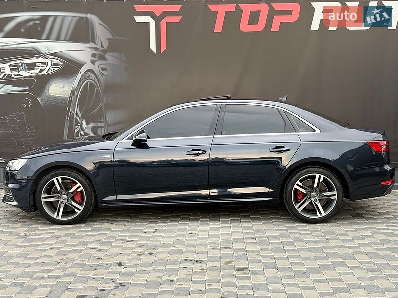 Седан Audi A4 2017 в Львове