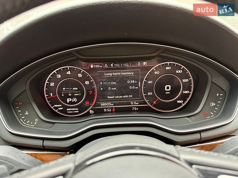 Седан Audi A4 2017 в Львове