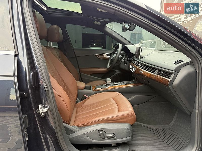 Седан Audi A4 2017 в Львове