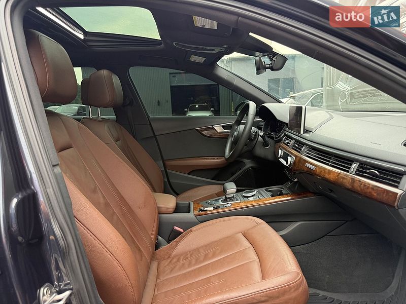 Седан Audi A4 2017 в Львове