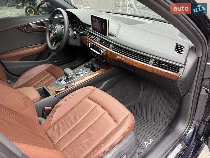 Седан Audi A4 2017 в Львове