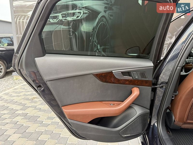 Седан Audi A4 2017 в Львове