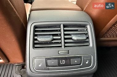 Седан Audi A4 2017 в Львове