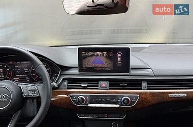Седан Audi A4 2017 в Львове