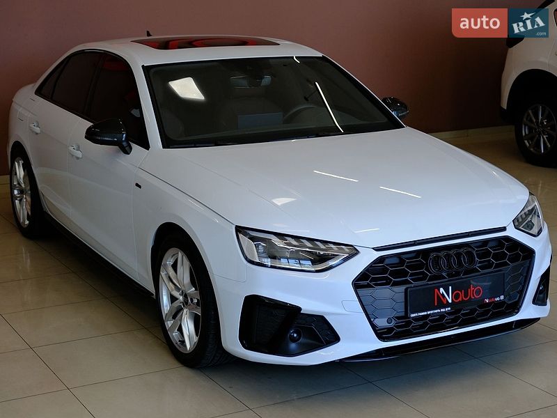 Седан Audi A4 2022 в Одесі