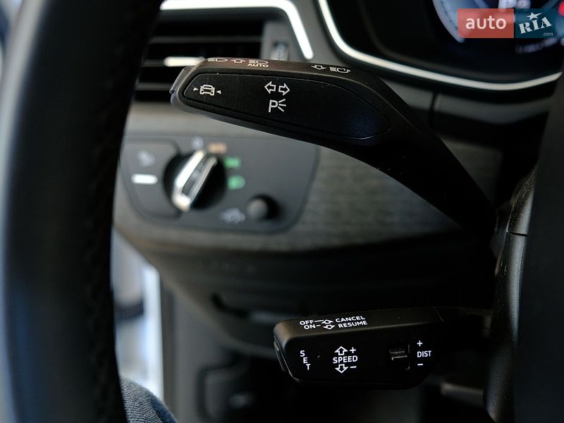 Седан Audi A4 2022 в Одесі