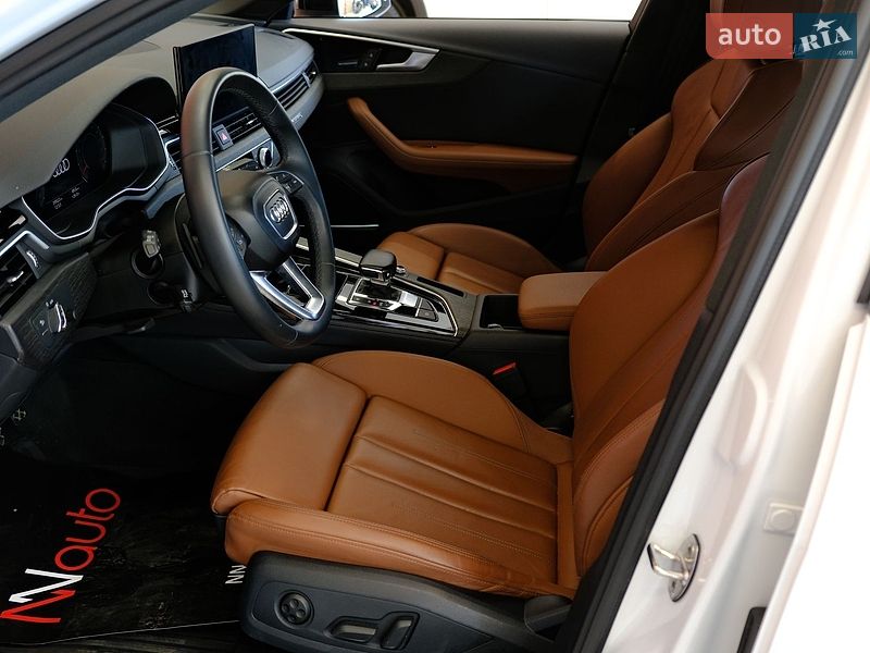 Седан Audi A4 2022 в Одесі