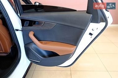 Седан Audi A4 2022 в Одесі