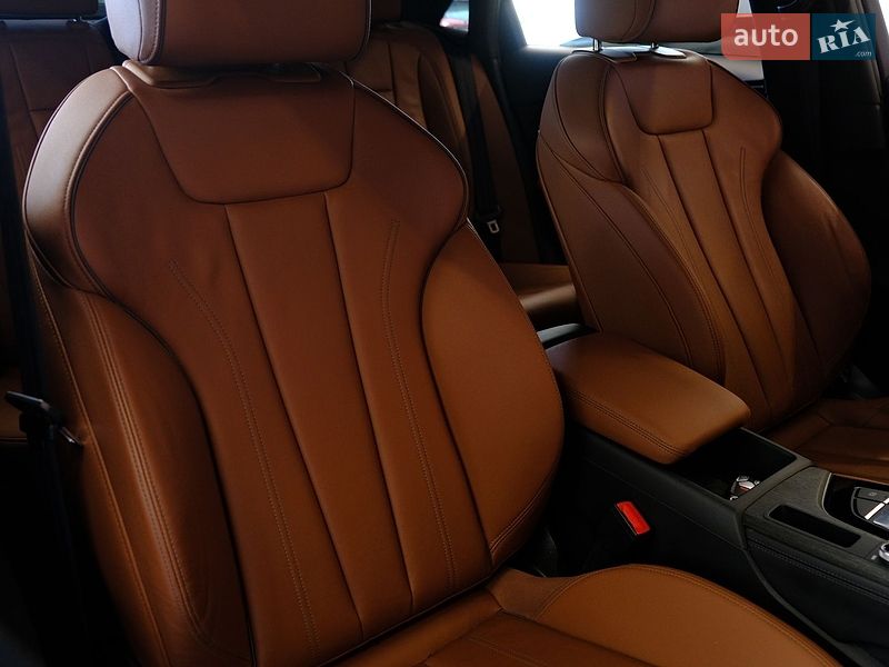 Седан Audi A4 2022 в Одесі