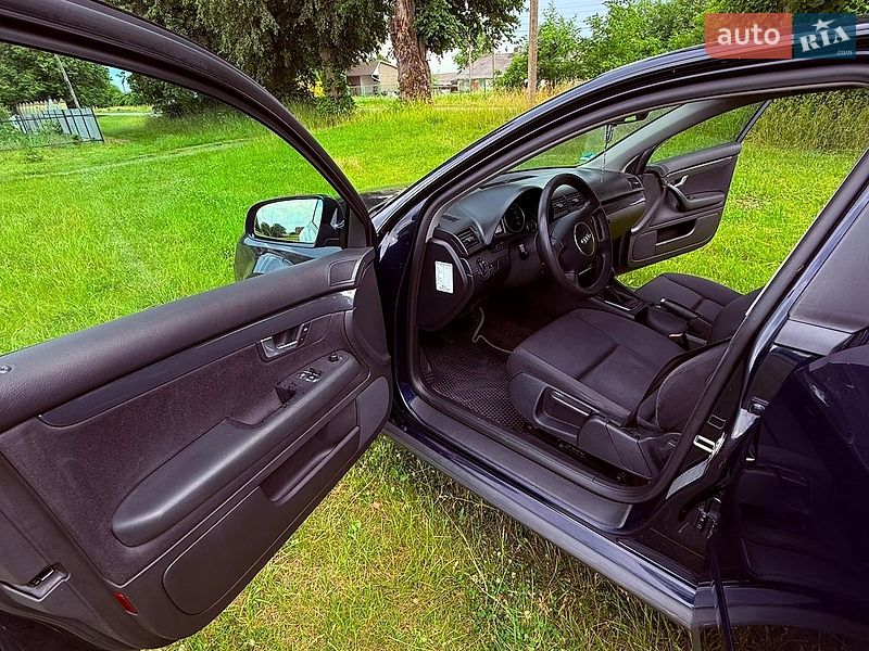 Седан Audi A4 2003 в Бучачі