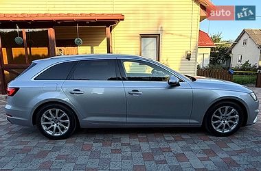 Универсал Audi A4 2018 в Новом Роздоле
