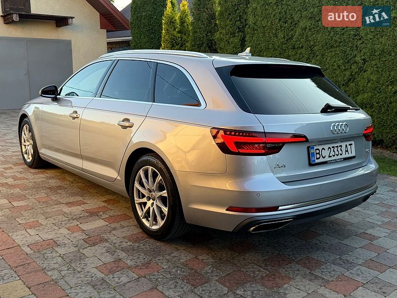 Универсал Audi A4 2018 в Новом Роздоле