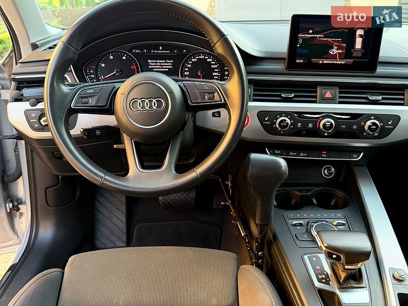 Универсал Audi A4 2018 в Новом Роздоле
