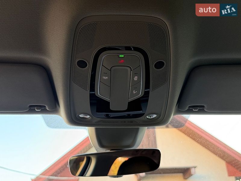 Универсал Audi A4 2018 в Новом Роздоле