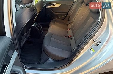 Универсал Audi A4 2018 в Новом Роздоле