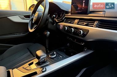 Универсал Audi A4 2018 в Новом Роздоле