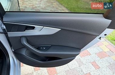 Универсал Audi A4 2018 в Новом Роздоле
