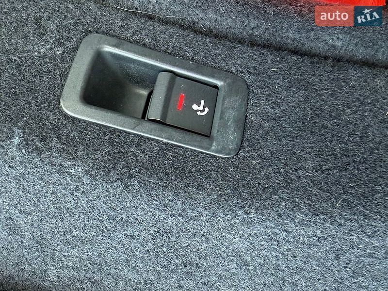 Универсал Audi A4 2018 в Новом Роздоле