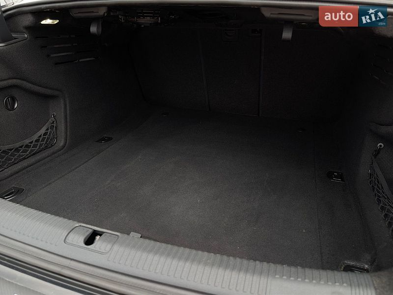 Седан Audi A4 2017 в Дрогобичі
