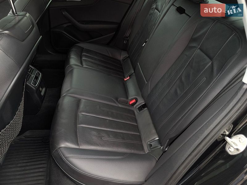 Седан Audi A4 2017 в Дрогобичі