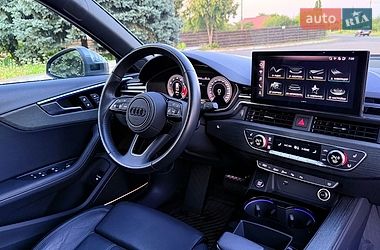 Седан Audi A4 2020 в Барышевке