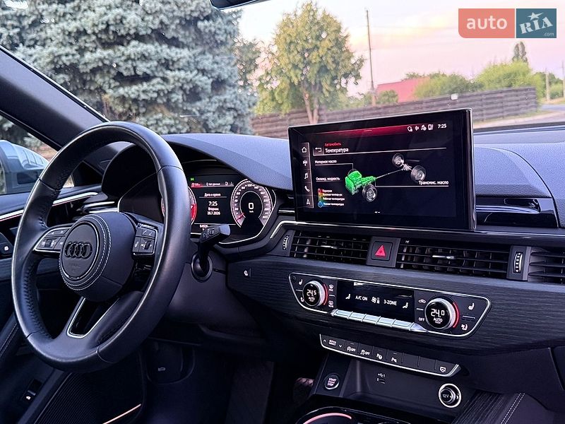 Седан Audi A4 2020 в Барышевке