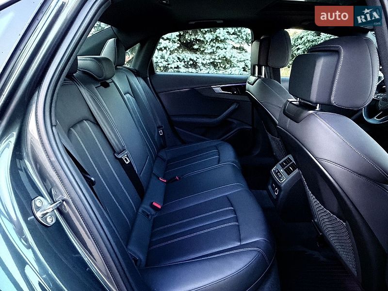 Седан Audi A4 2020 в Барышевке