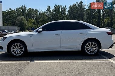 Седан Audi A4 2020 в Києві