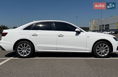 Седан Audi A4 2020 в Києві