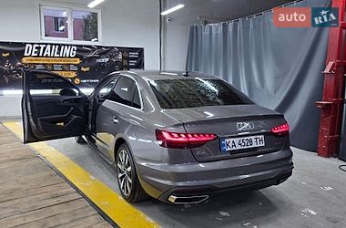 Audi A4 2021