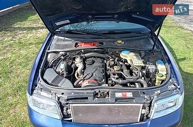 Audi A4  2001